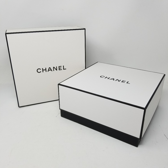 Chanel EMPTY Gift Boxes Lot 2 Medium Black White Keepsake Container 8.5" Square - Picture 7 of 15